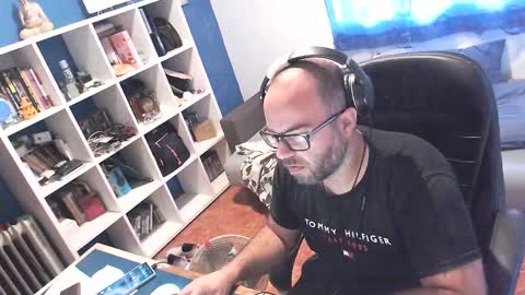 Snapshot of ravingr3d3 chatting on 09/22/25, 08:16 ravingr3d3 online show from 09/22/25, 08:16