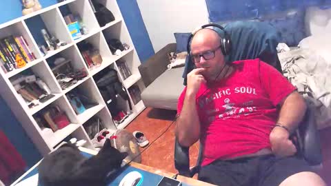 Snapshot of ravingr3d3 chatting on 10/08/25, 11:13 ravingr3d3 online show from 10/08/25, 11:13