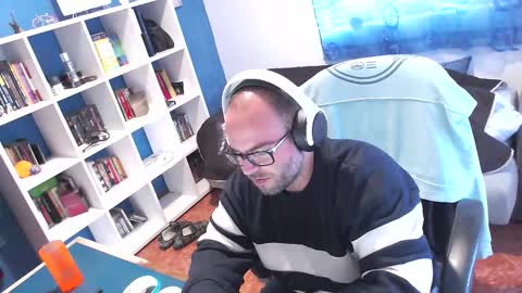 Snapshot of ravingr3d3 chatting on 11/10/25, 02:27 ravingr3d3 online show from 11/10/25, 02:27