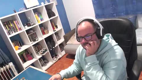 Snapshot of ravingr3d3 chatting on 11/11/25, 10:43 ravingr3d3 online show from 11/11/25, 10:43