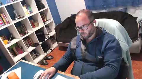 Snapshot of ravingr3d3 chatting on 11/17/25, 10:04 ravingr3d3 online show from 11/17/25, 10:04