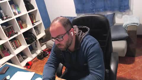 Snapshot of ravingr3d3 chatting on 11/19/25, 11:27 ravingr3d3 online show from 11/19/25, 11:27