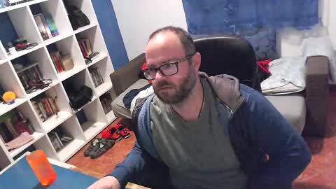 Snapshot of ravingr3d3 chatting on 11/26/25, 11:39 ravingr3d3 online show from 11/26/25, 11:39