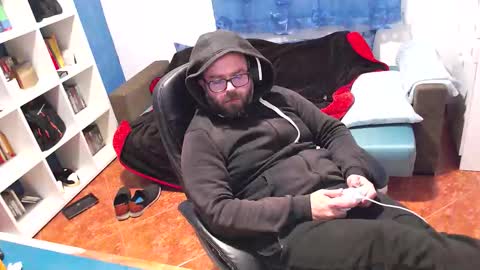 ravingr3d3 online show from 12/14/25, 10:47