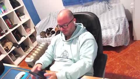 Snapshot of ravingr3d3 chatting on 01/31/26, 09:46 ravingr3d3 online show from 01/31/26, 09:46