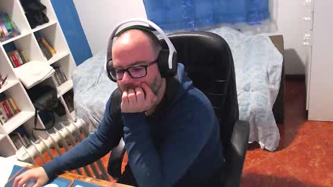 Snapshot of ravingr3d3 chatting on 02/10/26, 09:02 ravingr3d3 online show from 02/10/26, 09:02