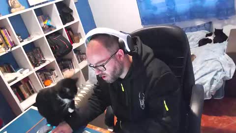 Snapshot of ravingr3d3 chatting on 02/18/26, 12:23 ravingr3d3 online show from 02/18/26, 12:23