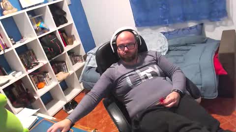 Snapshot of ravingr3d3 chatting on 02/19/26, 12:28 ravingr3d3 online show from 02/19/26, 12:28