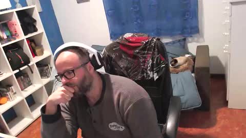 Snapshot of ravingr3d3 chatting on 02/21/26, 11:06 ravingr3d3 online show from 02/21/26, 11:06