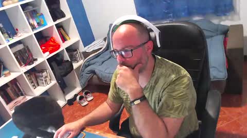 ravingr3d3 online show from 05/04/26, 09:55