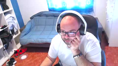 ravingr3d3 online show from 05/14/26, 08:21