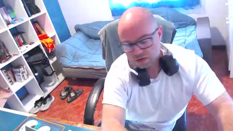 ravingr3d3 online show from 05/22/26, 10:43