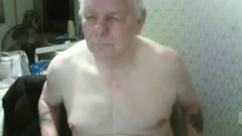 Snapshot of ray47 chatting on 09/11/25, 10:43 ray47 online show from 09/11/25, 10:43