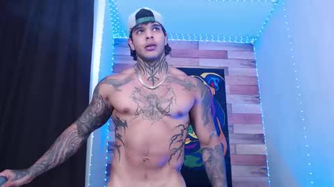 Snapshot of ray_coopers chatting on 01/05/25, 02:06 Ray Coopers online show from 01/05/25, 02:06