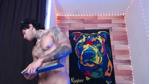 Snapshot of ray_coopers chatting on 02/24/25, 03:44 Ray Coopers online show from 02/24/25, 03:44