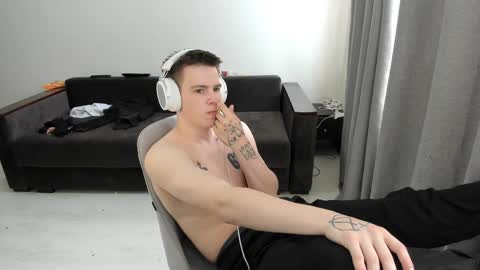 Ray online show from 04/03/26, 07:28