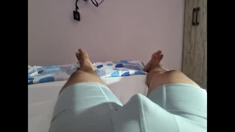 ray_rey1210 online show from 03/03/26, 12:17