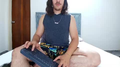 Ray online show from 08/05/26, 10:44