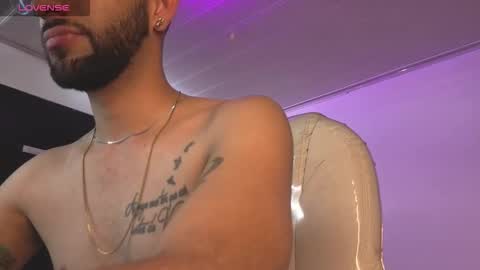 rayan_ortiz online show from 11/15/25, 06:11