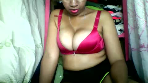 rayana_69 online show from 05/15/26, 11:06