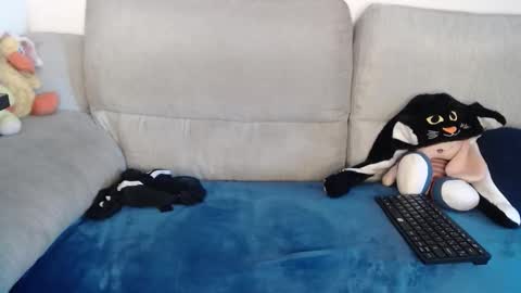 Ray  online show from 10/05/25, 04:27