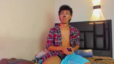 Snapshot of raydevil_ chatting on 10/30/25, 11:55 Rayn online show from 10/30/25, 11:55