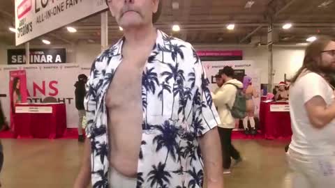 Ray online show from 12/07/24, 10:06