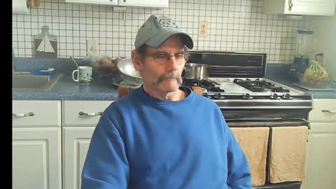 Ray online show from 02/17/25, 05:10