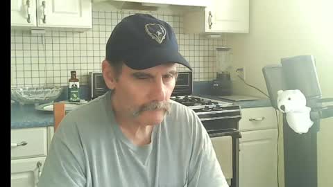 Ray online show from 04/19/26, 07:05