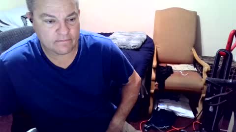 Snapshot of raymanjr52 chatting on 02/26/25, 10:15 raymanjr52 online show from 02/26/25, 10:15