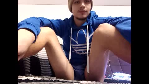 Snapshot of raymartino chatting on 12/13/25, 09:31 RayMartino online show from 12/13/25, 09:31