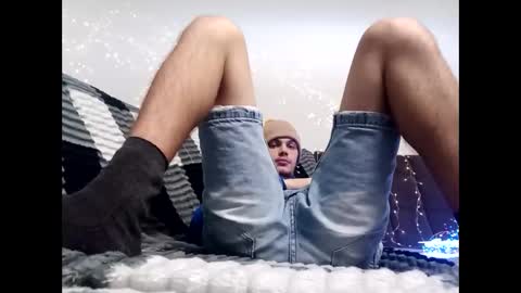 Snapshot of raymartino chatting on 12/15/25, 06:56 RayMartino online show from 12/15/25, 06:56