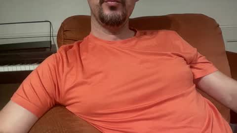 Snapshot of rayos789 chatting on 04/30/26, 03:02 rayos789 online show from 04/30/26, 03:02