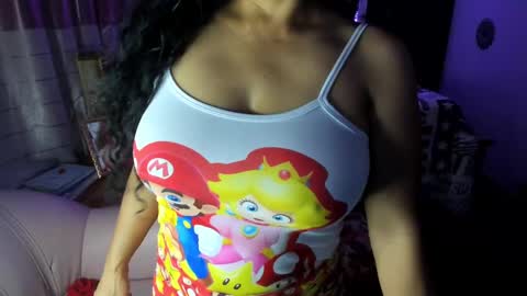 Snapshot of rayza_mature_ chatting on 03/02/25, 01:26 Danna online show from 03/02/25, 01:26