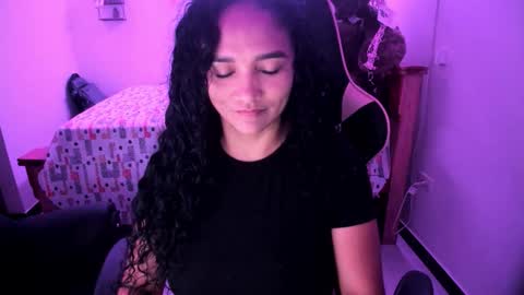 Snapshot of rayza_mature_ chatting on 11/26/25, 07:26 Danna online show from 11/26/25, 07:26