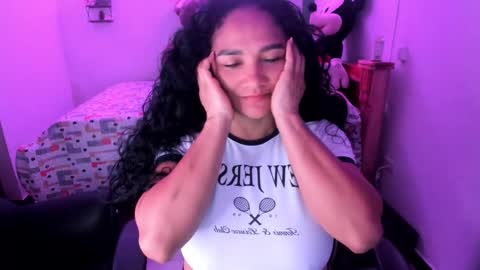 Snapshot of rayza_mature_ chatting on 02/25/26, 02:27 Danna online show from 02/25/26, 02:27