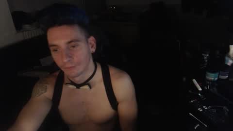 Rayzel online show from 11/30/25, 05:06