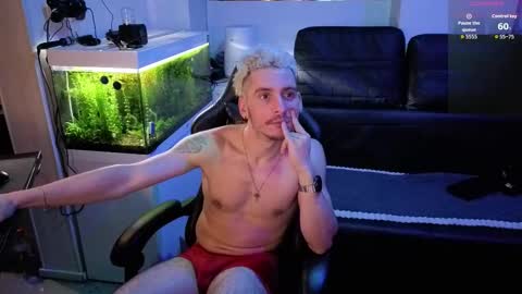 Rayzel online show from 02/03/26, 02:53