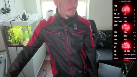 Rayzel online show from 03/16/26, 03:16