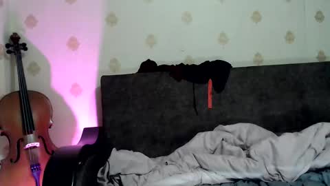  Yrriel Strife Candy-Demon Caveboy mr. Cringe   online show from 12/19/25, 02:29