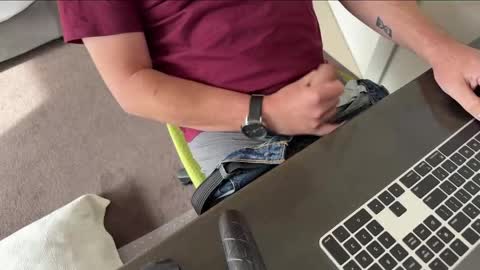 readwithjordanv online show from 06/01/26, 02:57