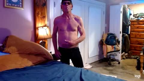 Snapshot of ready4aride2day chatting on 12/06/24, 08:15 ready4aride2day online show from 12/06/24, 08:15