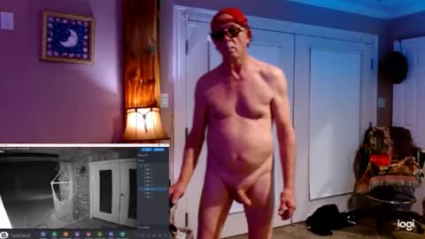 Snapshot of ready4aride2day chatting on 12/24/24, 09:39 ready4aride2day online show from 12/24/24, 09:39