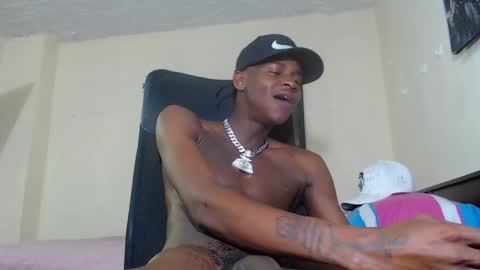 Snapshot of real1dk chatting on 02/20/25, 01:25 Sthith online show from 02/20/25, 01:25