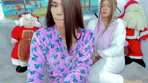 real__cameron online show from 12/22/24, 11:11