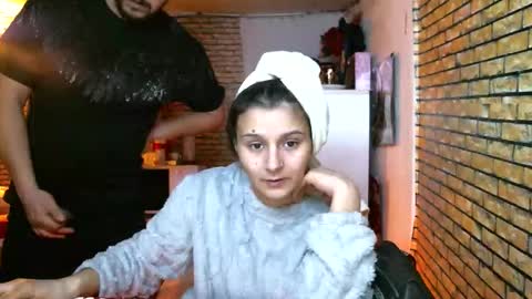 real_coupl3 online show from 02/01/26, 07:56