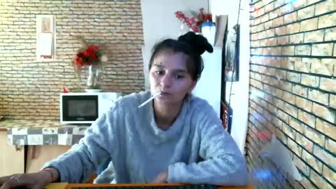 real_coupl3 online show from 04/05/26, 10:45