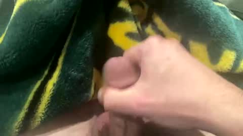 Snapshot of realbigload77 chatting on 11/15/25, 07:05 realbigload77 online show from 11/15/25, 07:05