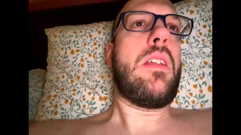 HugeSecret online show from 02/11/25, 12:27