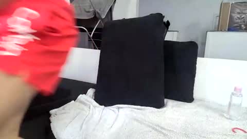 Ask me online show from 02/05/25, 09:46